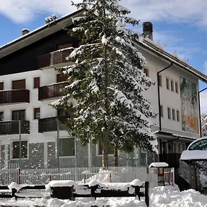 albergo-residence-biancaneve.it-lombardy.com/