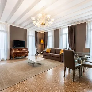 San Teodoro Palace - Luxury Apartamento Veneza